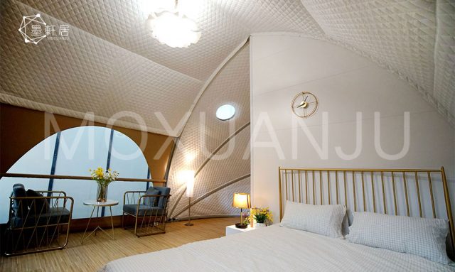 Outdoor Luxury Glamping Tent Resort Room