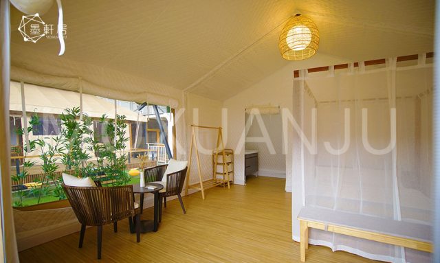 glamping lodges