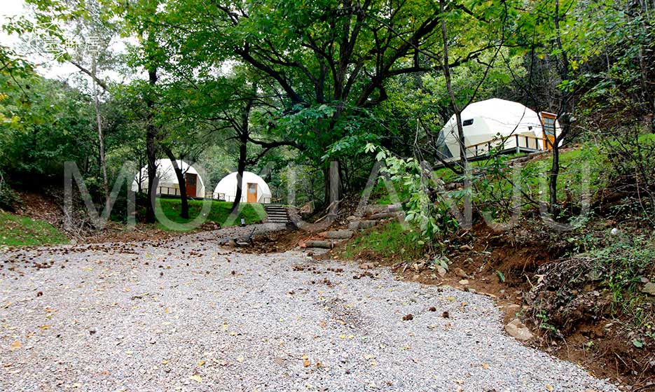 What is a Glamping Dome (3)