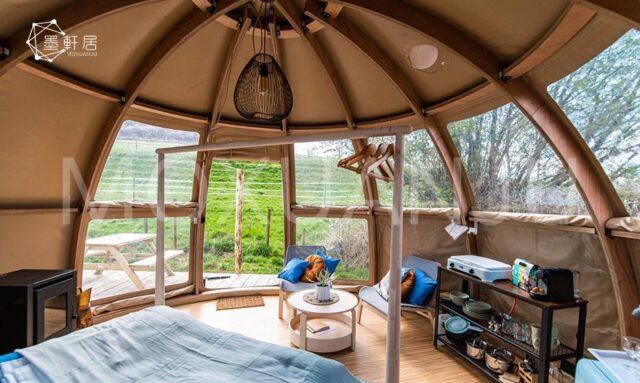 Luxury Wooden Frame Panorama Dome
